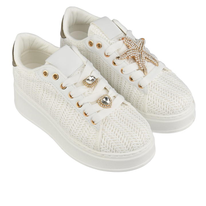 Γυναικεία αθλητικά παπούτσια