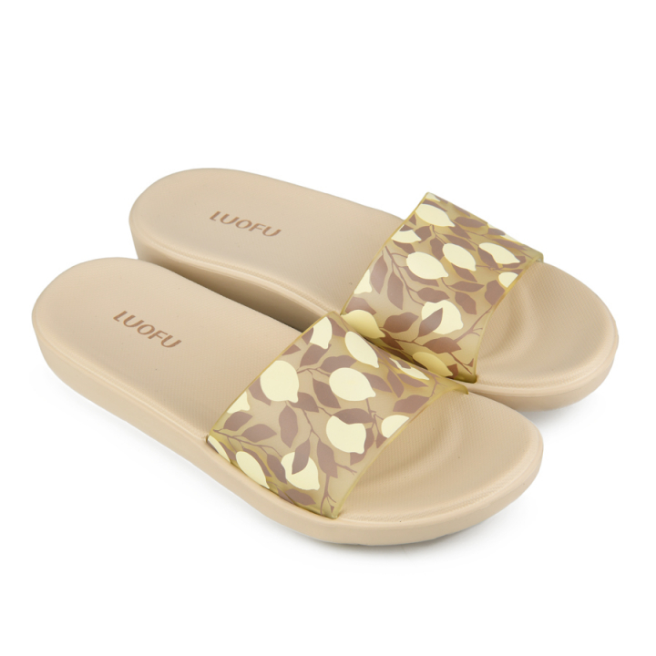 Γυναικεία σαγιονάρες